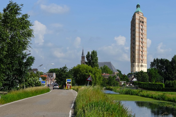 Je bekijkt nu Moerkapelle krijgt eerste middelbasishogeschool van Nederland